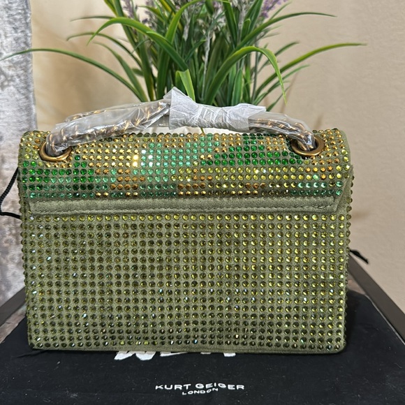 ❤️❤️host pick❤️❤️Kurt Geiger Mini Brixton Crystal Shoulder Bag - Picture 3 of 13
